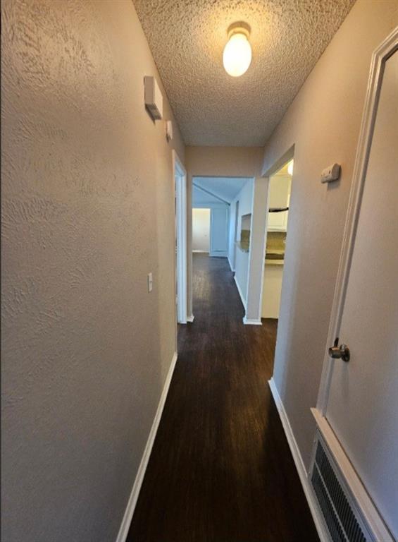 Woodbridge 04 Rep - Residential Lease