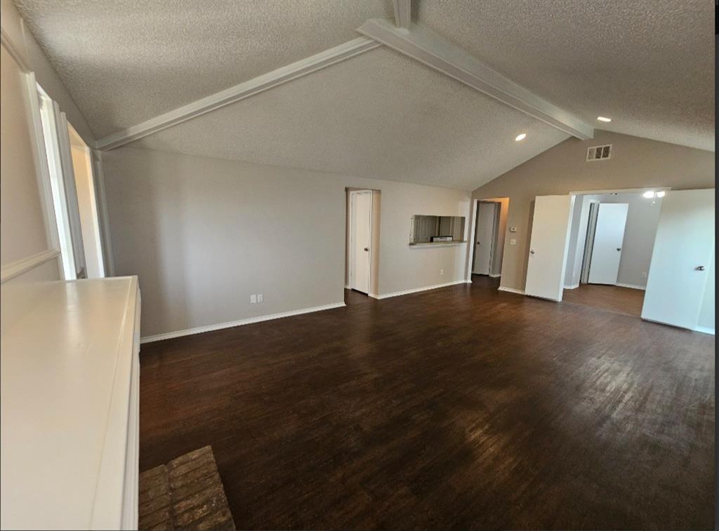 Woodbridge 04 Rep - Residential Lease