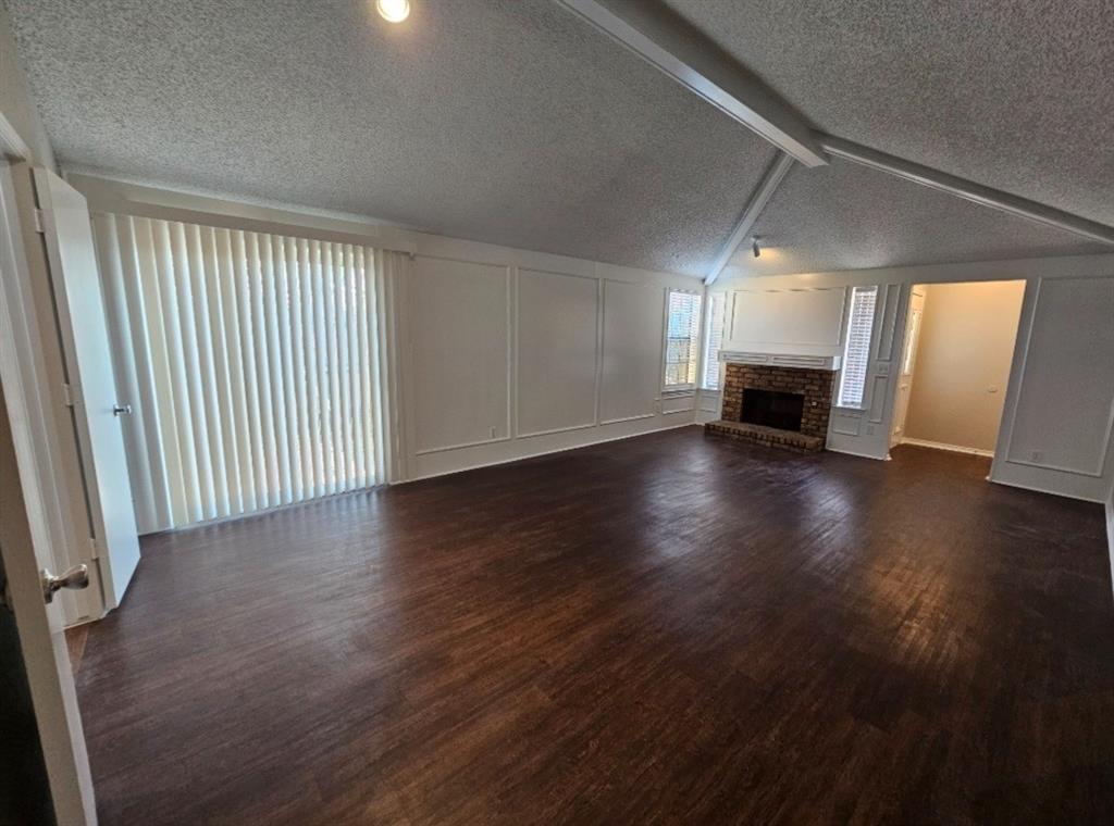 Woodbridge 04 Rep - Residential Lease