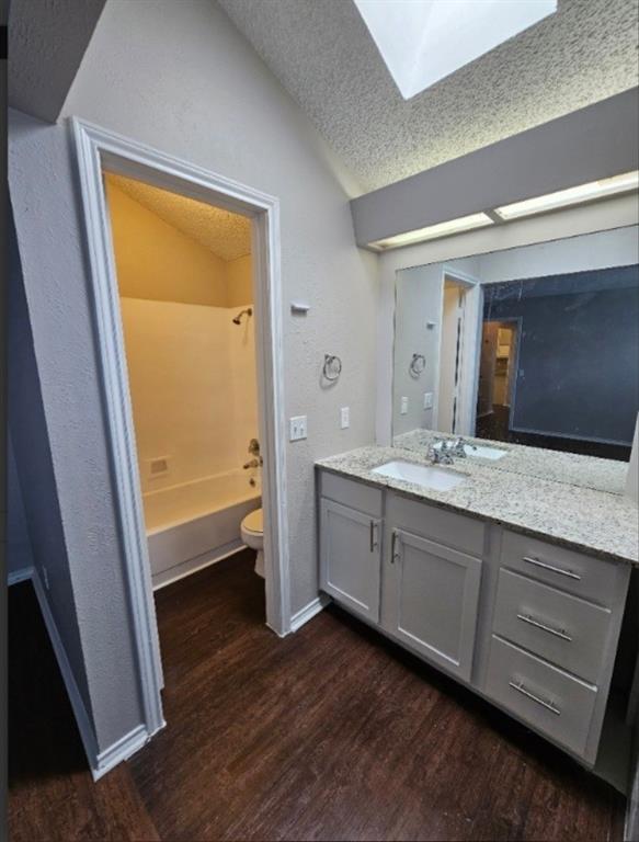 Woodbridge 04 Rep - Residential Lease