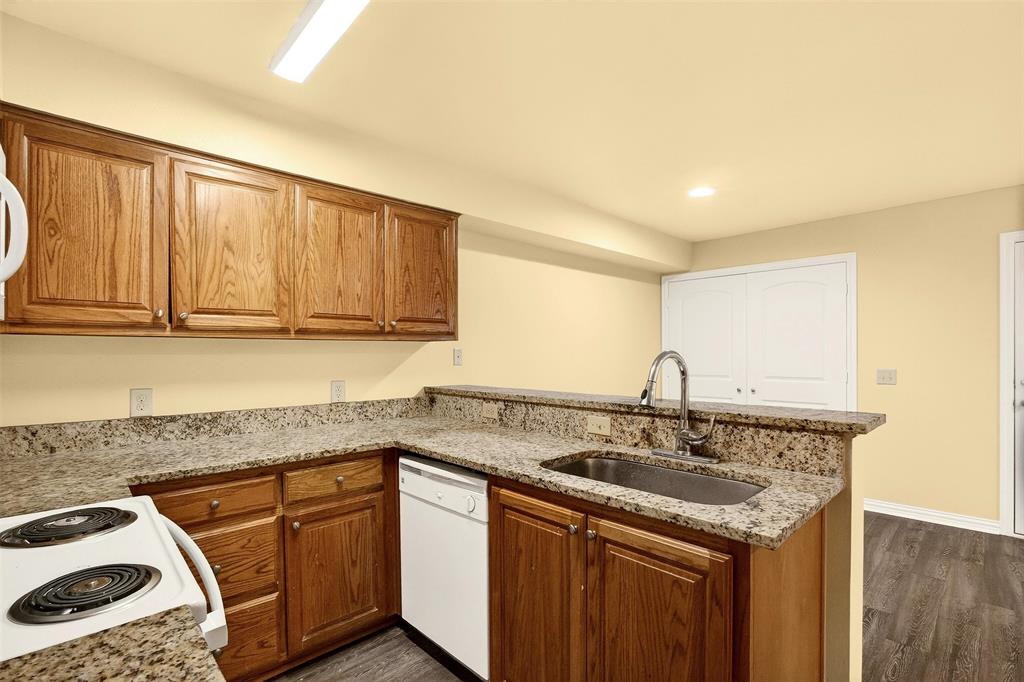 COOLEY ADDITION - Residential Lease