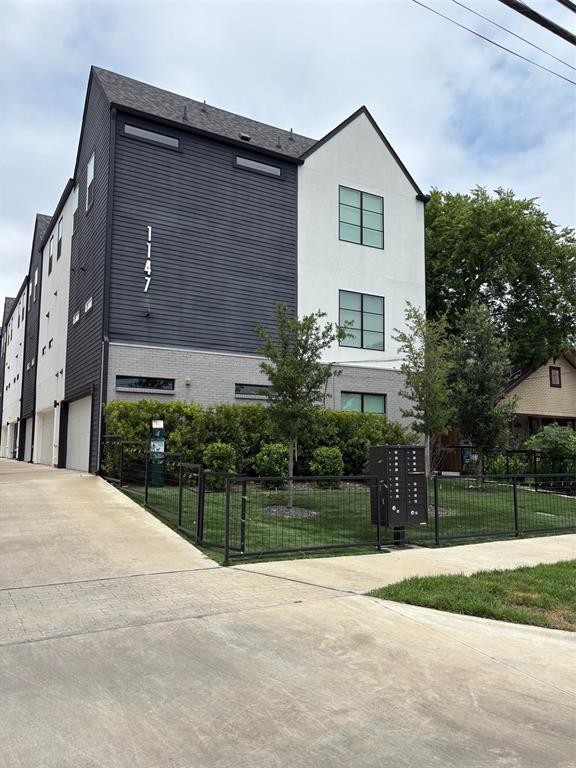 1147 Madison Condo - Residential