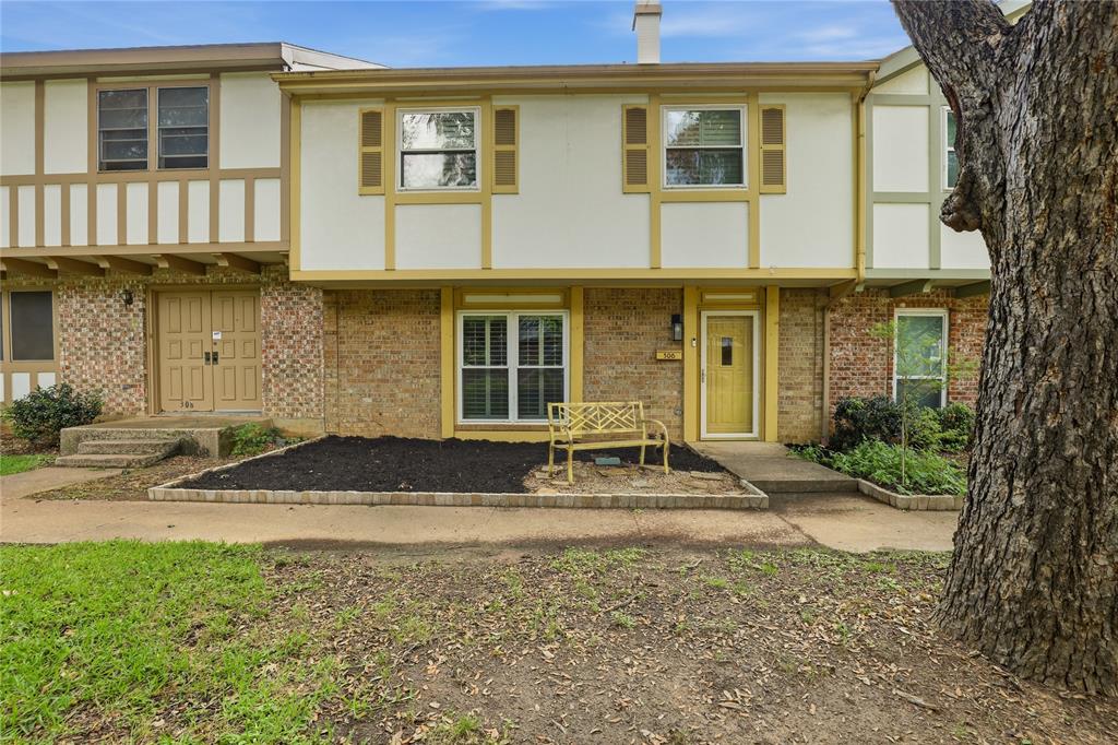 306 Westview Terrace