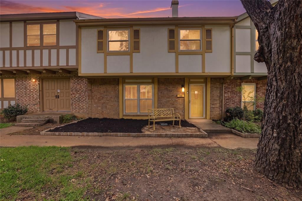 306 Westview Terrace