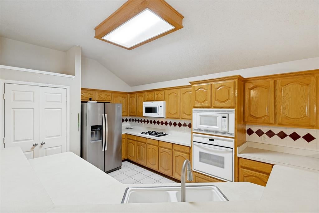 1524 Summerfield Drive
