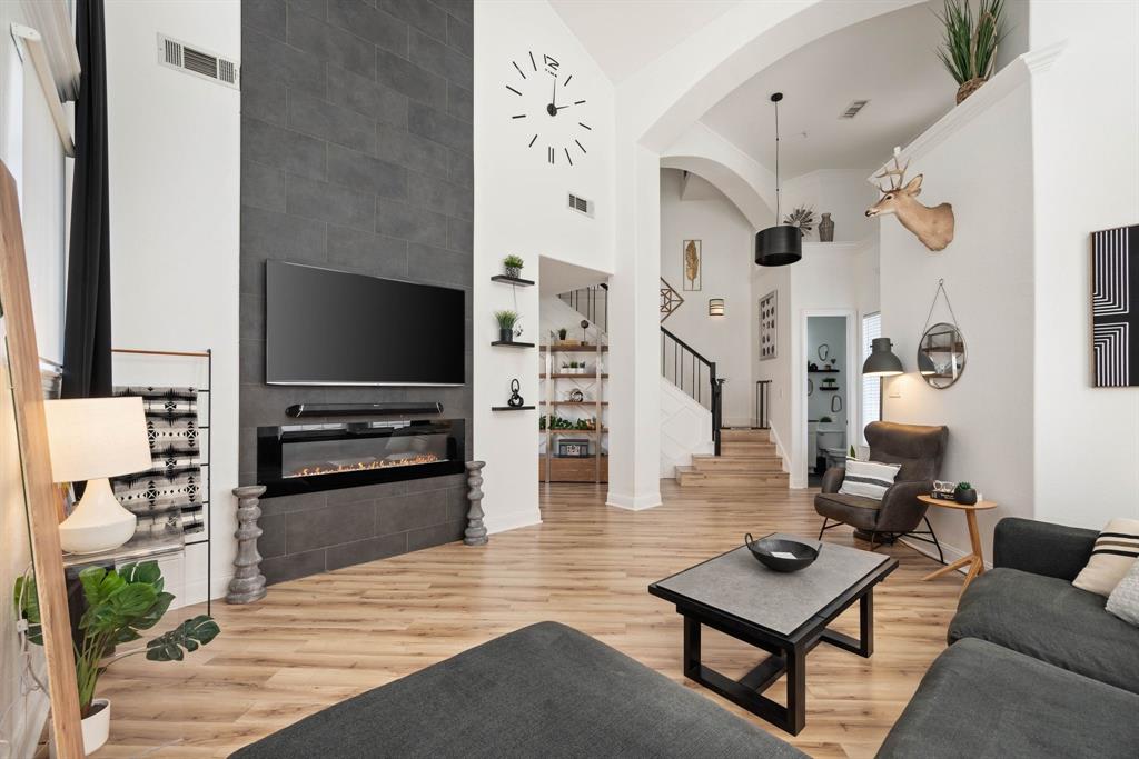 Villas Of Cottonwood Creek - Residential