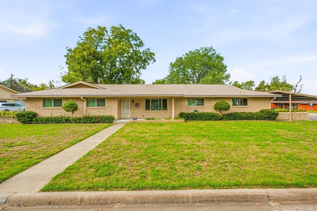 2190 N Woodland Street