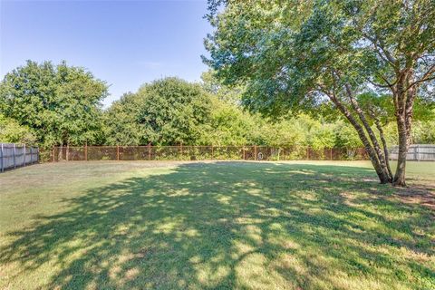 A home in Benbrook