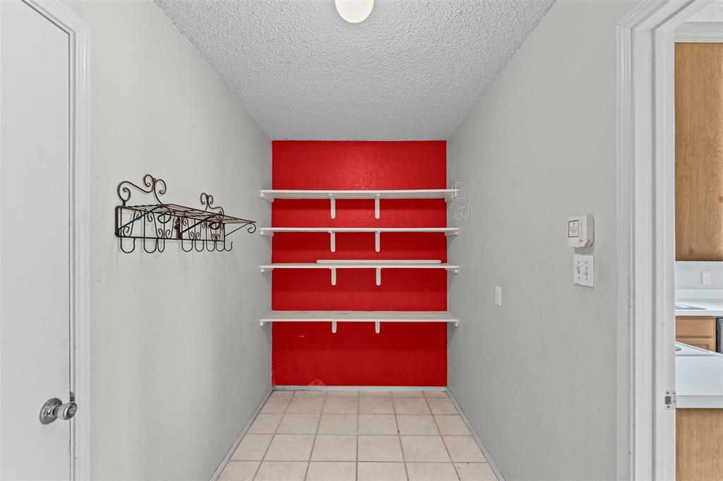 Benbrook, Texas 76126, United States, 3 Bedrooms Bedrooms, ,2 BathroomsBathrooms,Residential,Active,196464