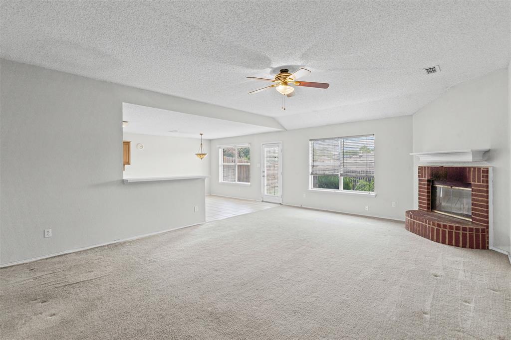 Benbrook, Texas 76126, United States, 3 Bedrooms Bedrooms, ,2 BathroomsBathrooms,Residential,Active,196464