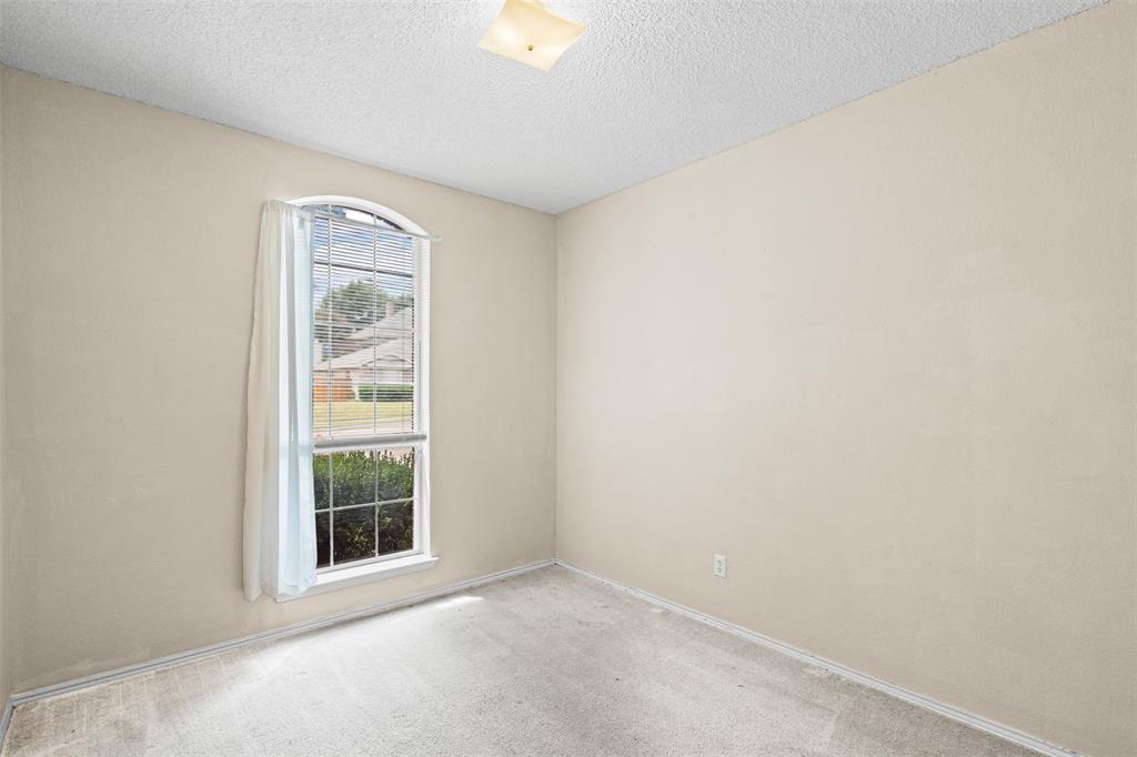 Benbrook, Texas 76126, United States, 3 Bedrooms Bedrooms, ,2 BathroomsBathrooms,Residential,Active,196464