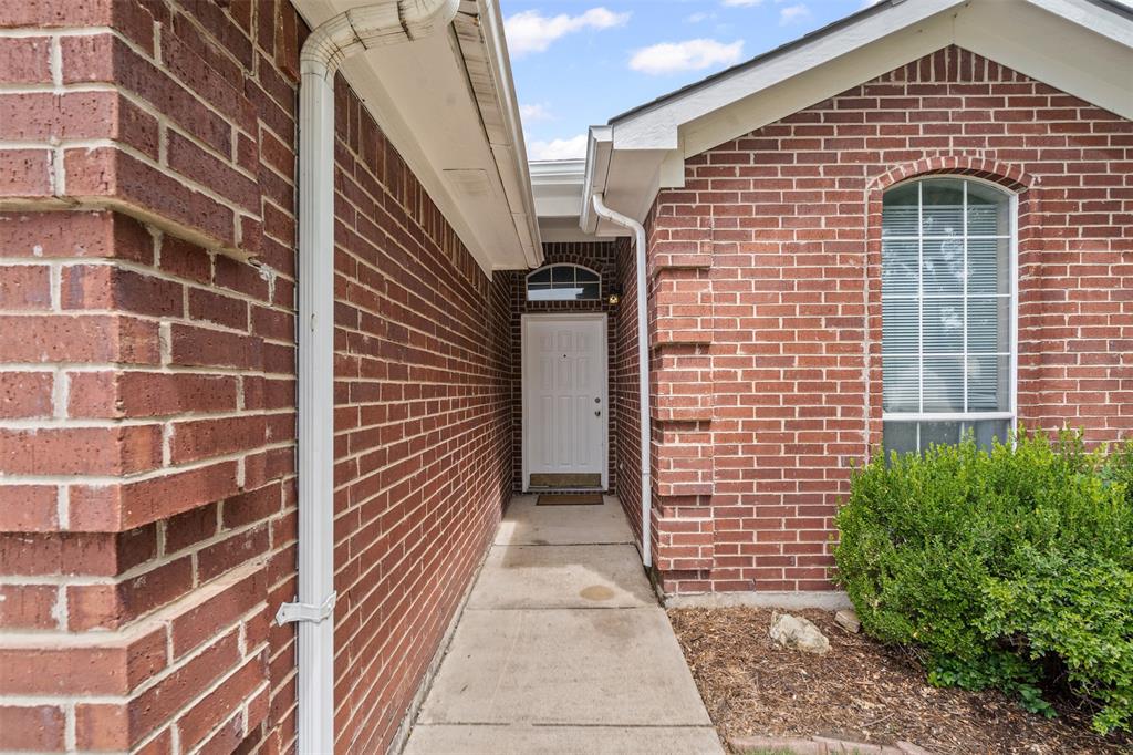 Benbrook, Texas 76126, United States, 3 Bedrooms Bedrooms, ,2 BathroomsBathrooms,Residential,Active,196464