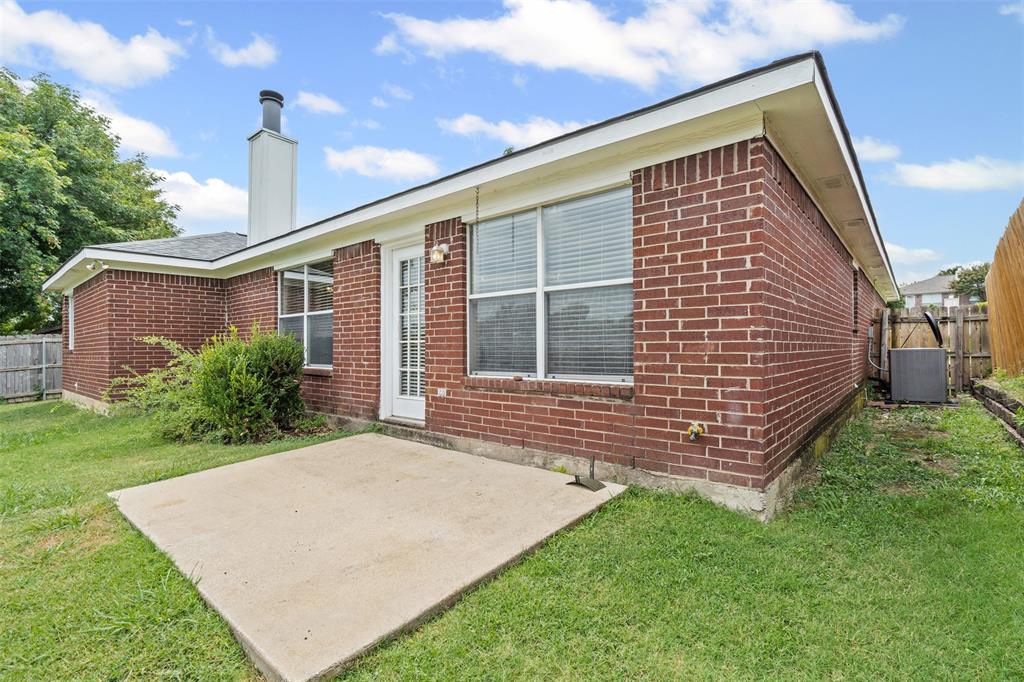 Benbrook, Texas 76126, United States, 3 Bedrooms Bedrooms, ,2 BathroomsBathrooms,Residential,Active,196464