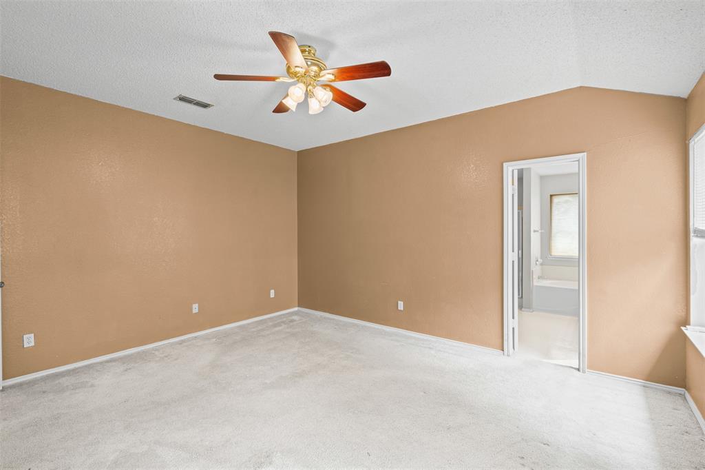 Benbrook, Texas 76126, United States, 3 Bedrooms Bedrooms, ,2 BathroomsBathrooms,Residential,Active,196464