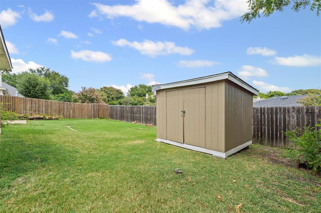Benbrook, Texas 76126, United States, 3 Bedrooms Bedrooms, ,2 BathroomsBathrooms,Residential,Active,196464