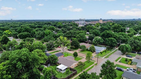 Tiny photo for 1338 Belaire Drive, Richardson, TX 75080 (MLS # 21394857)