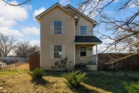 A home in Clyde