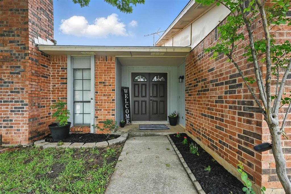 7015 Forestview Drive