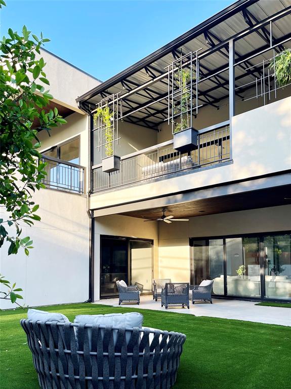10236 Crestover Drive