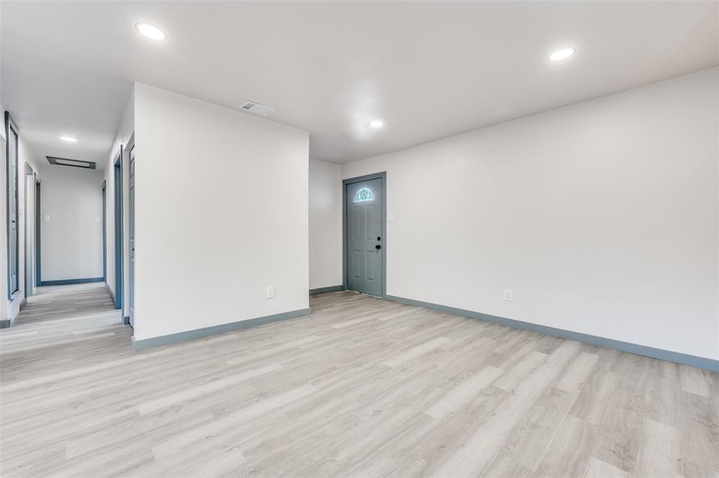 2753 Cartwright Street