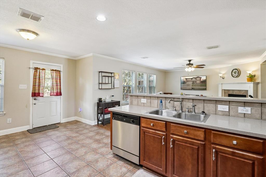 Amber Trails Fort Worth - Residential