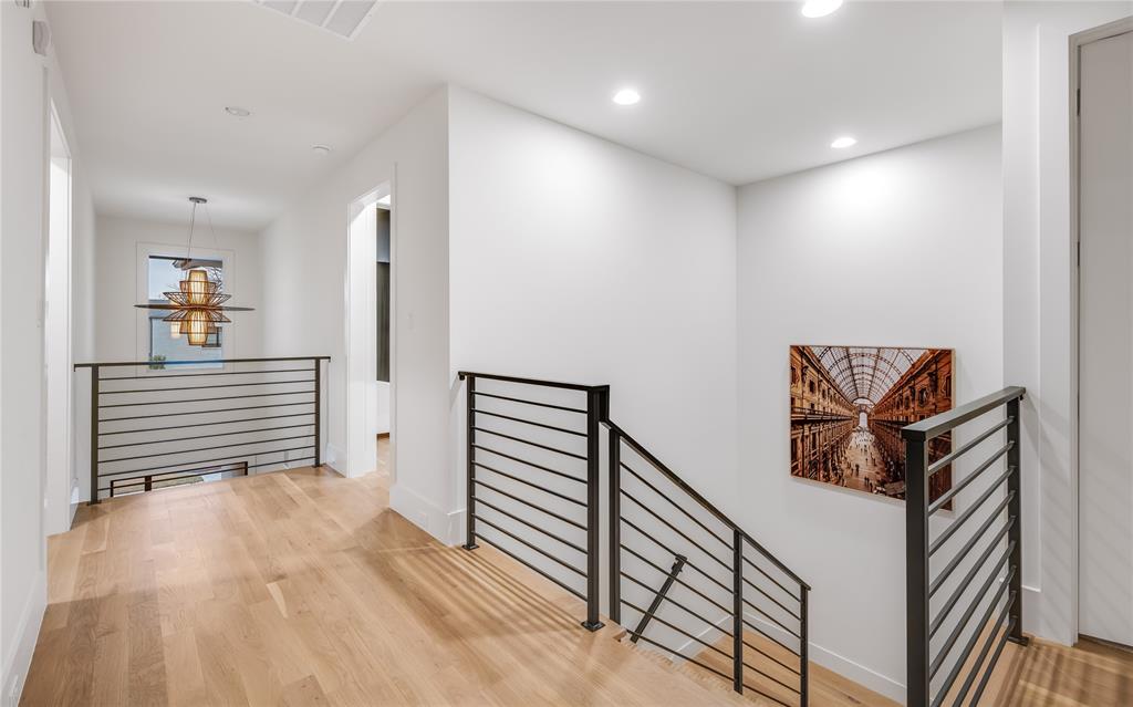 University Blvd Terrace - Residential