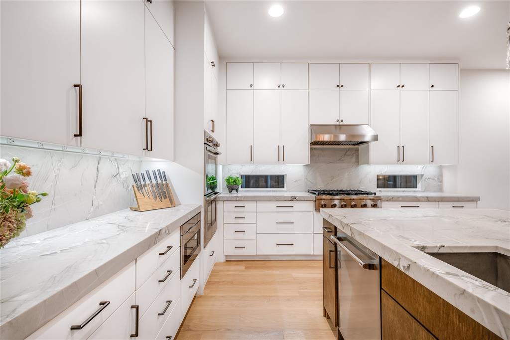 University Blvd Terrace - Residential