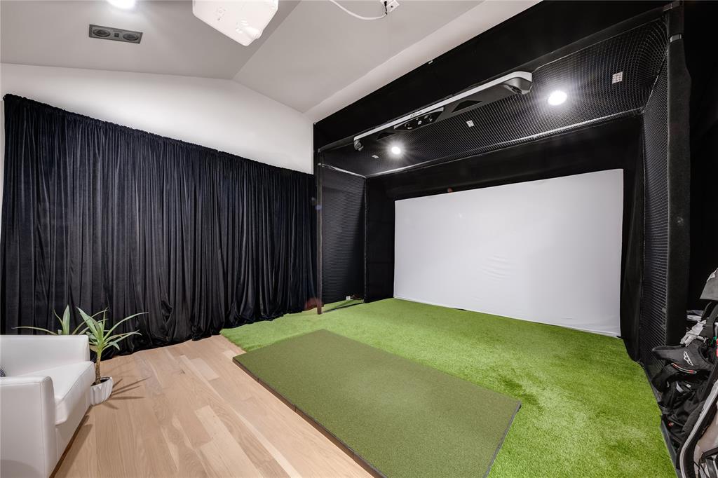 University Blvd Terrace - Residential