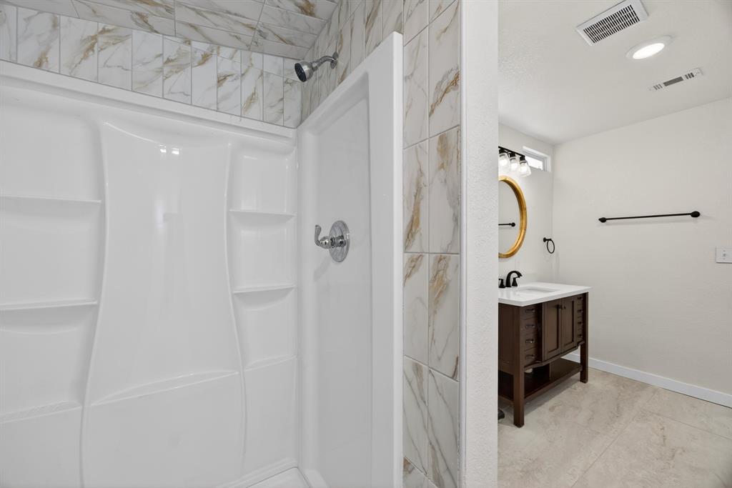 Thomas Hicks Surv Abs #1817 - Residential