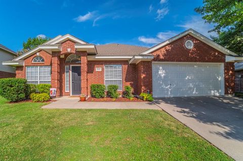 6405 Redstone Drive Arlington TX 76001