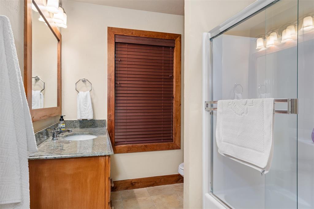 D Cherry Sur - Residential