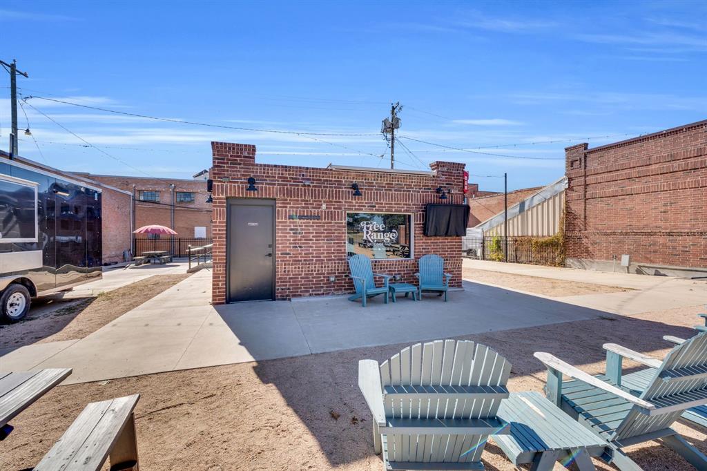 O T Ennis - Commercial Sale