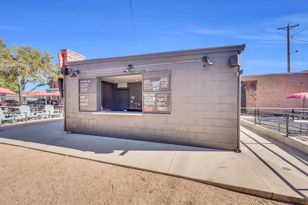 O T Ennis - Commercial Sale