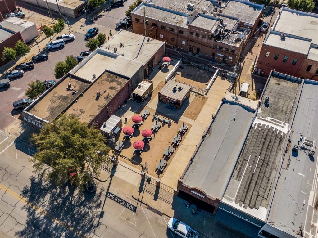 O T Ennis - Commercial Sale