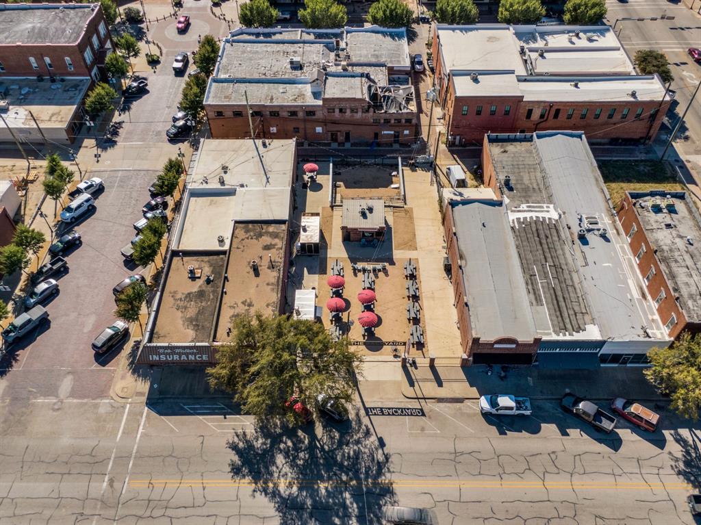 O T Ennis - Commercial Sale