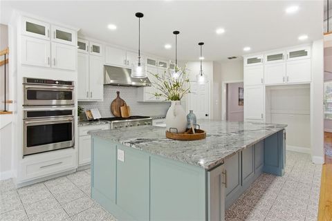 Photo of 4133 Amhurst Drive, Highland Village, TX 75077 (MLS # 21271458)