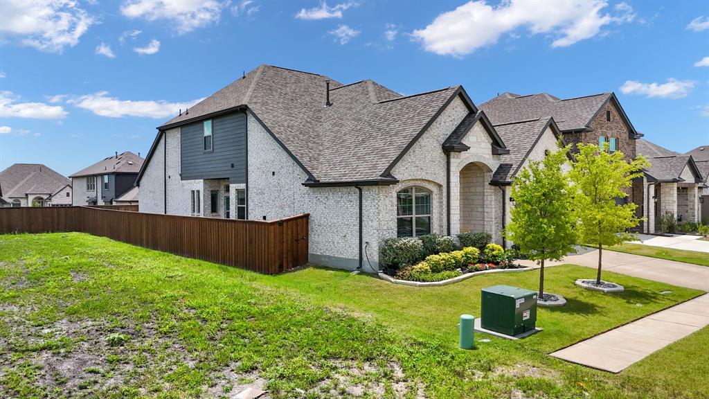 1913 Huron Drive