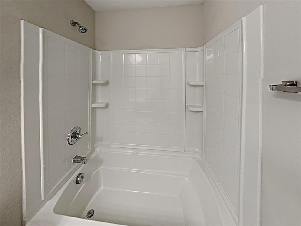 South Oak Grove Estates Add - Residential Lease