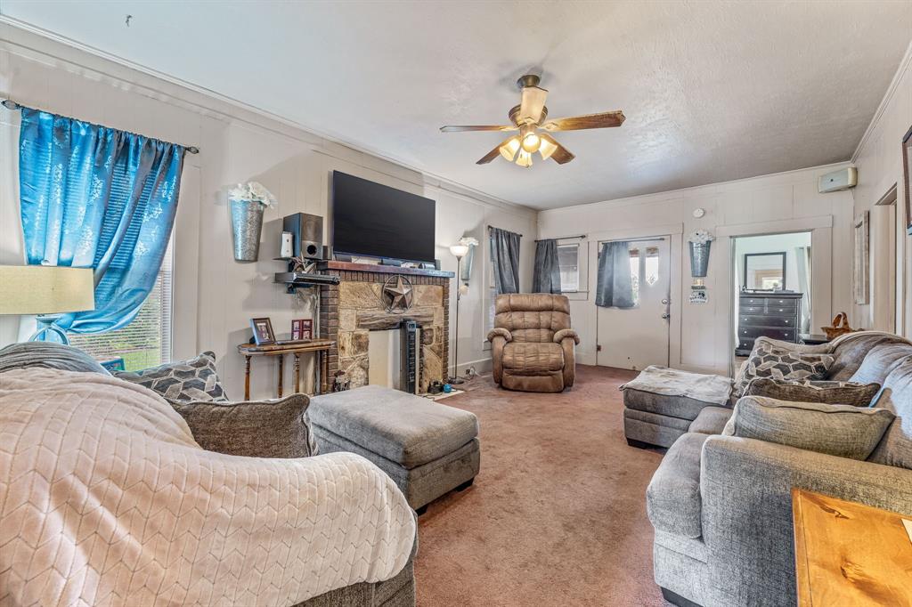 Central Deleon - Residential