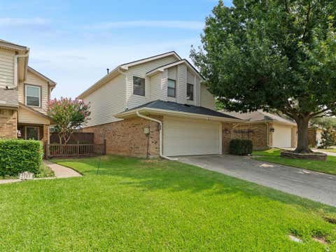 Photo of 2107 Rose Cliff Lane, Carrollton, TX 75007 (MLS # 21351382)
