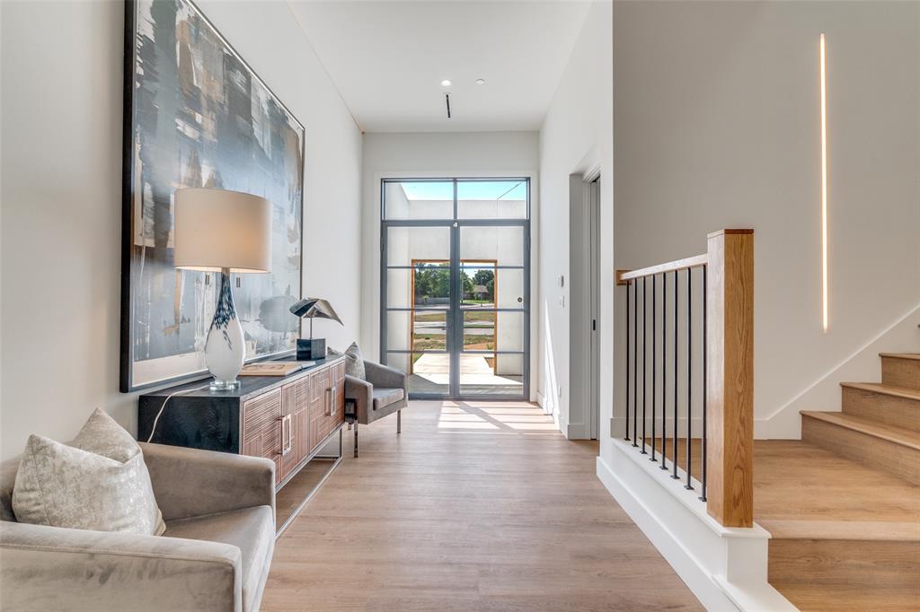 823 W Danieldale Road
