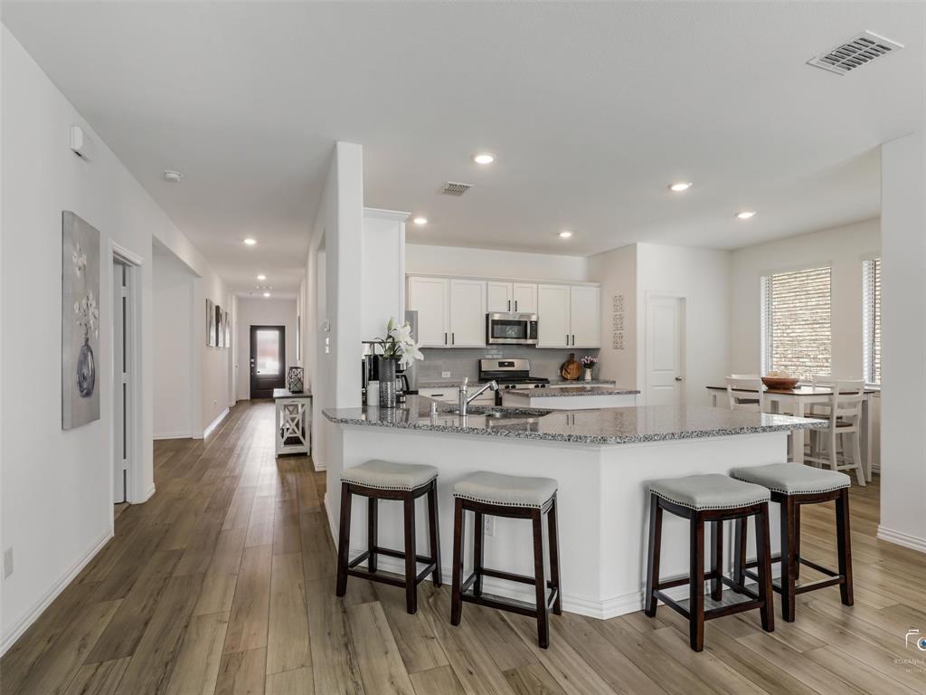 1613 Roadrunner Drive