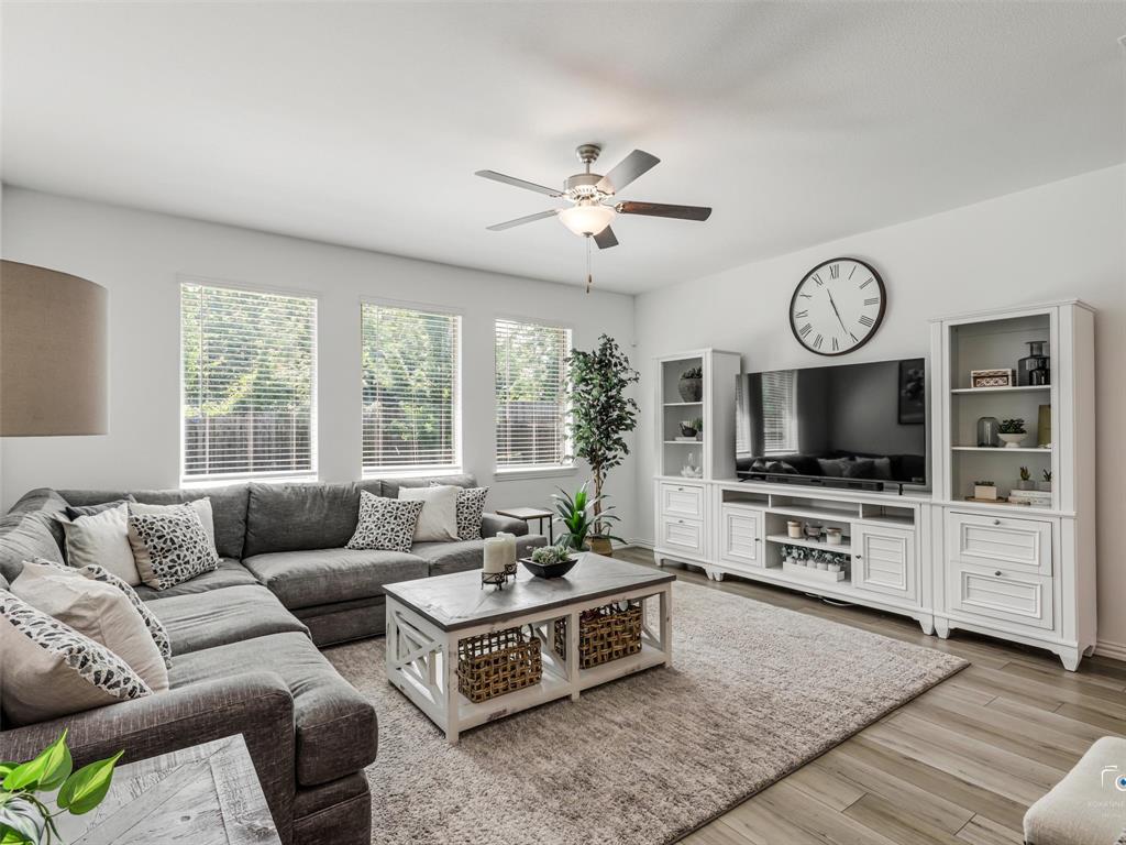 1613 Roadrunner Drive