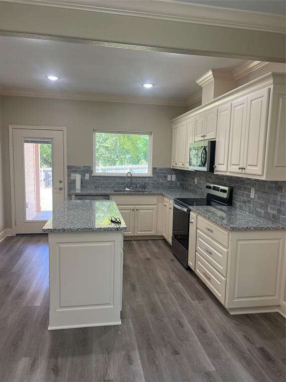 Lewis Chapel - Residential