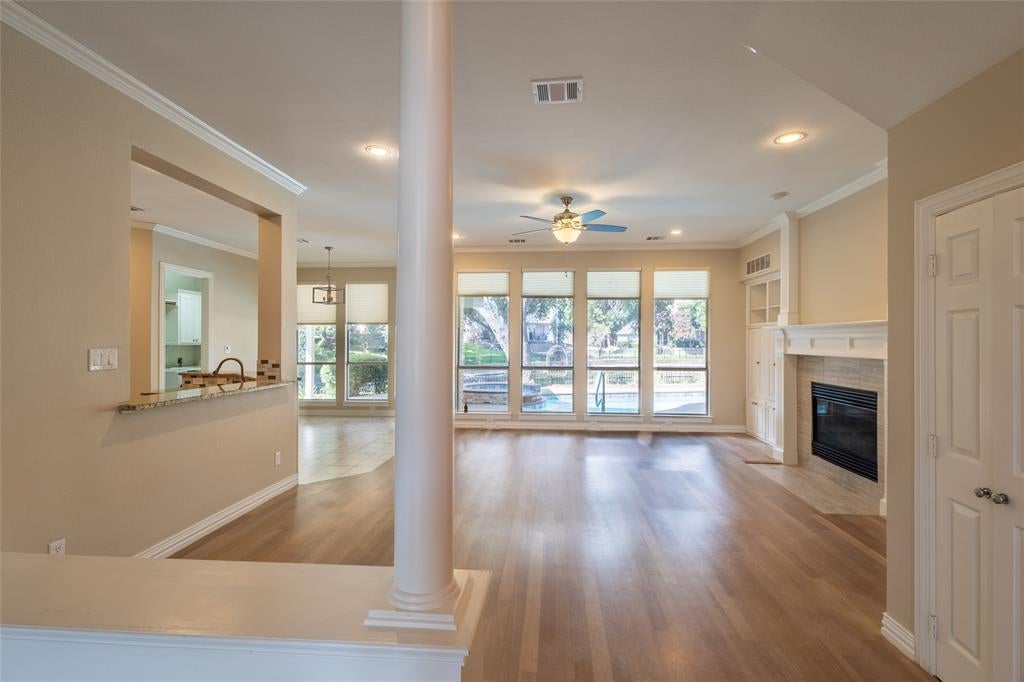 926 Laguna Drive