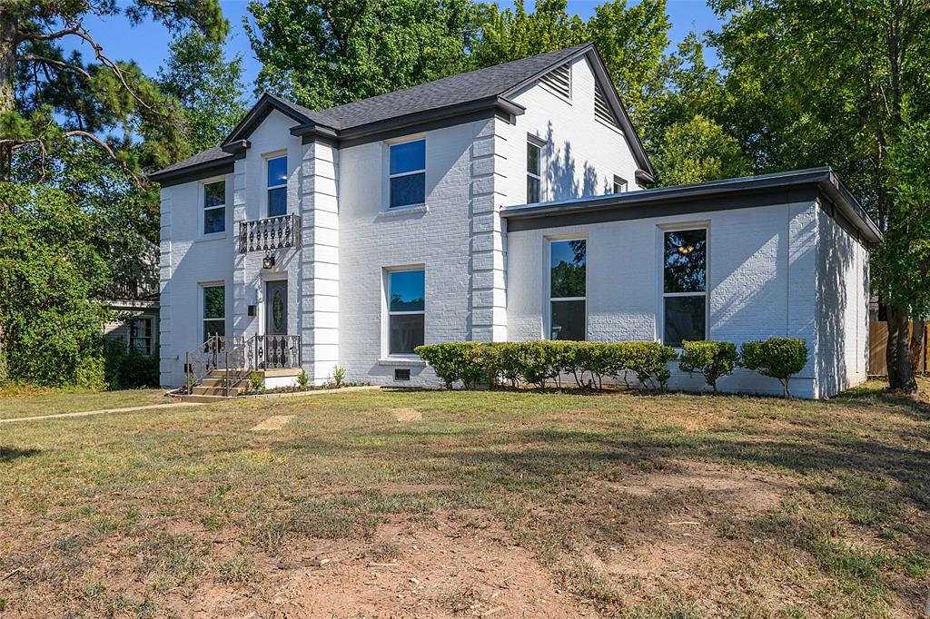 802 Slattery Boulevard