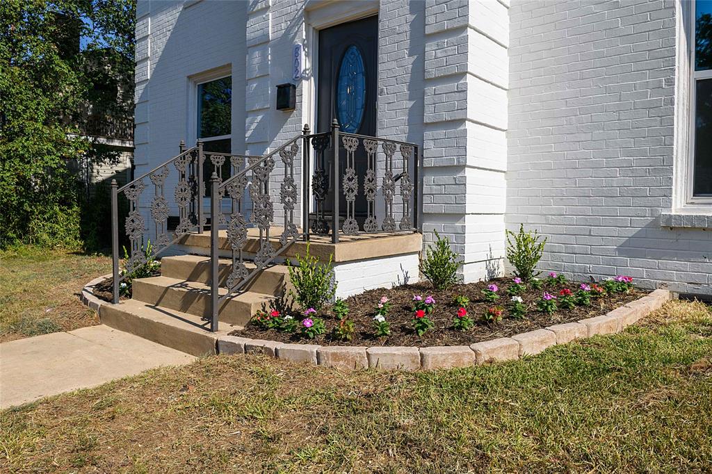 802 Slattery Boulevard