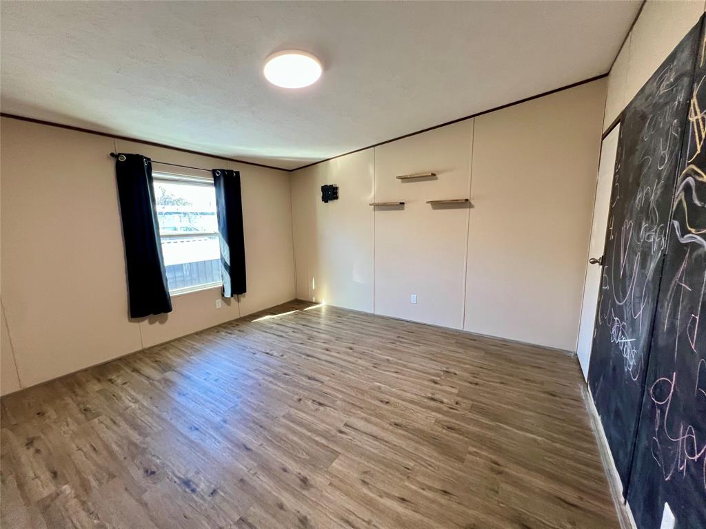 Orig Town Of Lone Oak - Residential