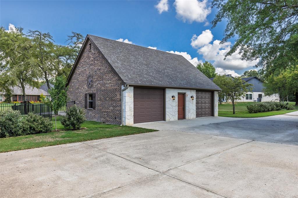 271 Private Road 5943