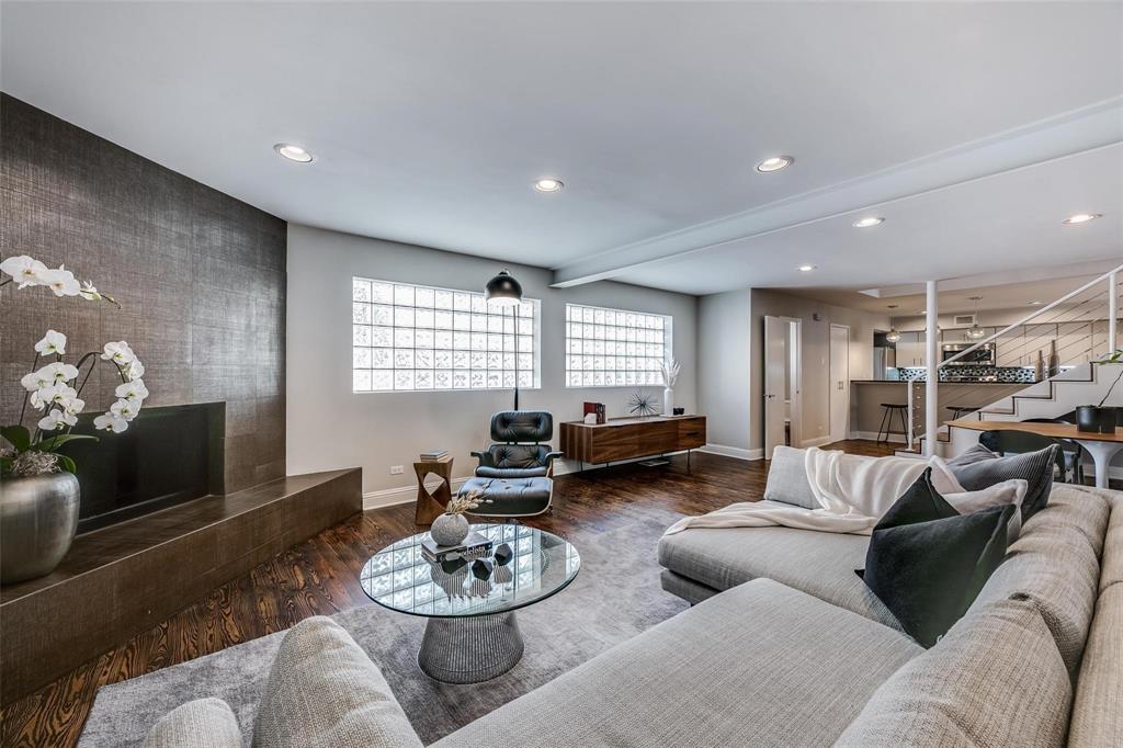 Travis Ave Condo 4231-4233 - Residential Lease